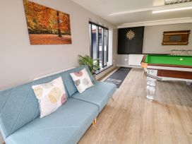Silver Birch Lodge - Peak District - 1073126 - thumbnail photo 31