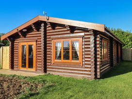 Elm Lodge - Lincolnshire - 1073311 - thumbnail photo 1