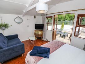 Penlanfach Cottage - South Wales - 1073645 - thumbnail photo 17