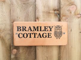 Bramley Cottage - Somerset & Wiltshire - 1074556 - thumbnail photo 2