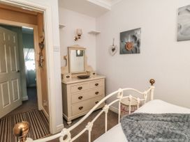 Castaways - North Yorkshire (incl. Whitby) - 1074588 - thumbnail photo 9