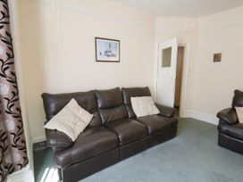 Sunnyside Holiday Apartment 1 - North Yorkshire (incl. Whitby) - 1074712 - thumbnail photo 7