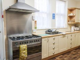 Sunnyside Holiday Apartment 1 - North Yorkshire (incl. Whitby) - 1074712 - thumbnail photo 11