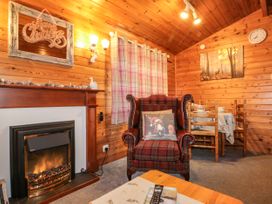 Holly Lodge - North Yorkshire (incl. Whitby) - 1075017 - thumbnail photo 7