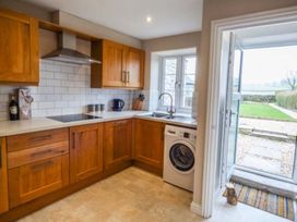 Jasmine Cottage - Peak District - 1075119 - thumbnail photo 8
