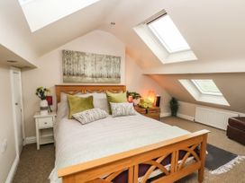 Jasmine Cottage - Peak District - 1075119 - thumbnail photo 14