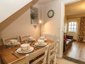 Jasmine Cottage - Peak District - 1075119 - thumbnail photo 6