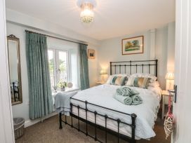 Jasmine Cottage - Peak District - 1075119 - thumbnail photo 10