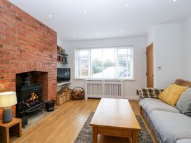 17 Sands Close - Cotswolds - 1075122 - thumbnail photo 4