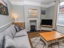 Millside - Lincolnshire - 1075295 - thumbnail photo 3