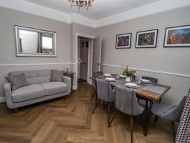 Millside - Lincolnshire - 1075295 - thumbnail photo 5