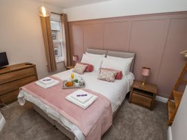 Millside - Lincolnshire - 1075295 - thumbnail photo 16