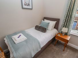 Millside - Lincolnshire - 1075295 - thumbnail photo 24