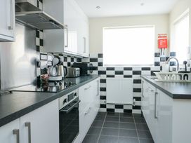Pilots Loft - Anglesey - 1075396 - thumbnail photo 6