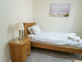 Pilots Loft - Anglesey - 1075396 - thumbnail photo 13