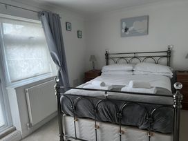 Primrose Cottage - Cornwall - 1075682 - thumbnail photo 15
