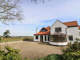 Farm Cottage - North Yorkshire (incl. Whitby) - 1075805 - thumbnail photo 3