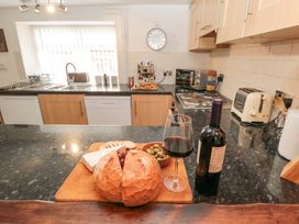 The Hideaway - North Yorkshire (incl. Whitby) - 1075934 - thumbnail photo 8