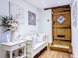 April Cottage - Cotswolds - 1076299 - thumbnail photo 16
