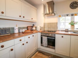 Manor Barn Cottage - Peak District - 1076514 - thumbnail photo 13