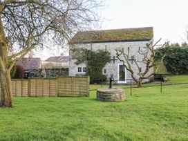 Manor Barn Cottage - Peak District - 1076514 - thumbnail photo 21