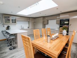 Dolwern - South Wales - 1076594 - thumbnail photo 9