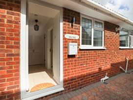 35 Seabourne Way - Kent & Sussex - 1077489 - thumbnail photo 2