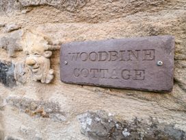 Woodbine Cottage - Peak District - 1077706 - thumbnail photo 2