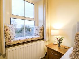 Woodbine Cottage - Peak District - 1077706 - thumbnail photo 12