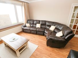 Murmur y Mor - South Wales - 1077723 - thumbnail photo 7