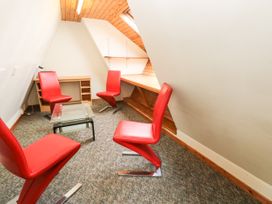 Murmur y Mor - South Wales - 1077723 - thumbnail photo 26