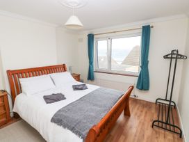 Murmur y Mor - South Wales - 1077723 - thumbnail photo 14