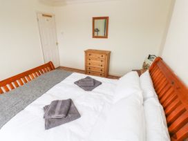 Murmur y Mor - South Wales - 1077723 - thumbnail photo 16