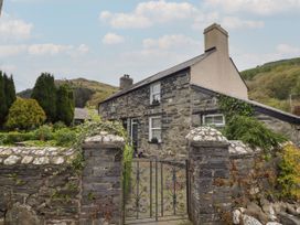 Arthur’s Cottage - North Wales - 1078526 - thumbnail photo 24