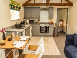 The Old Mower Shed - Lincolnshire - 1079408 - thumbnail photo 9