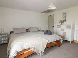 Sunset Cottage - Cornwall - 1080031 - thumbnail photo 14