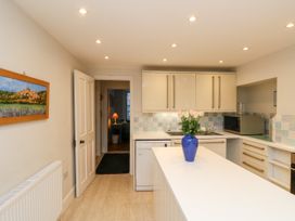 Beckford Cottage - Isle of Wight & Hampshire - 1080042 - thumbnail photo 10