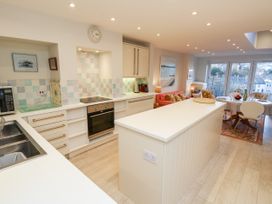 Beckford Cottage - Isle of Wight & Hampshire - 1080042 - thumbnail photo 12