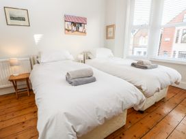 Beckford Cottage - Isle of Wight & Hampshire - 1080042 - thumbnail photo 14