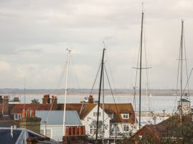 Beckford Cottage - Isle of Wight & Hampshire - 1080042 - thumbnail photo 27