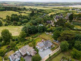 Porthilly Brook - Cornwall - 1080289 - thumbnail photo 23