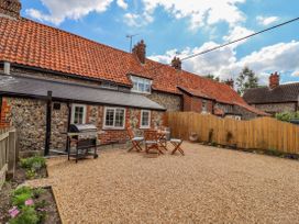 Bluebird Cottage - Suffolk & Essex - 1080718 - thumbnail photo 19