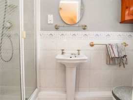 45 Benton - North Wales - 1080995 - thumbnail photo 12