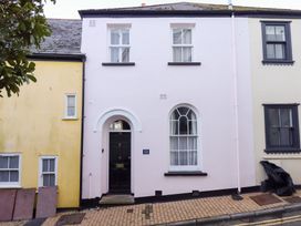 A house with a door and windows at 13 Above Town in Dartmouth