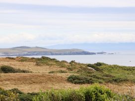 Bryn Meilw - Anglesey - 1083154 - thumbnail photo 3