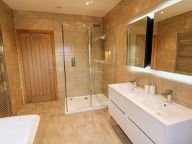 Oak View Cottage - Yorkshire Dales - 1083158 - thumbnail photo 17