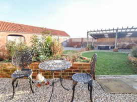 The Hay Barn - North Yorkshire (incl. Whitby) - 1083431 - thumbnail photo 2