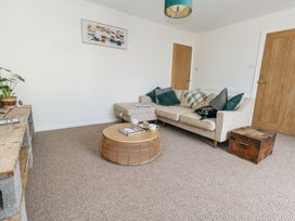 Beachcomb - Dorset - 1083686 - thumbnail photo 5