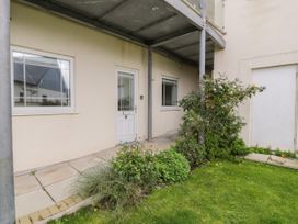 Apartment 6 - North Wales - 1084118 - thumbnail photo 2