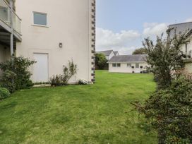 Apartment 6 - North Wales - 1084118 - thumbnail photo 22